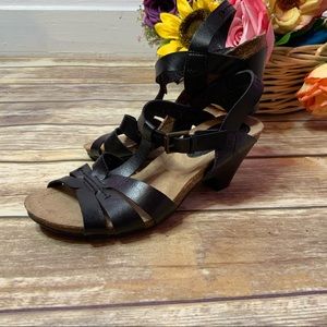 Relativity Black Leather Slingback Heeled Sandles
